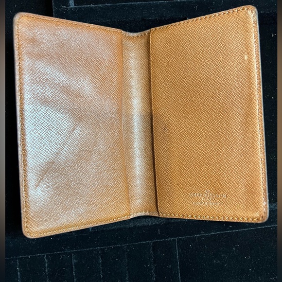 LOUIS VUITTON vintage address book or can be used as credit card holder. - Picture 8 of 8